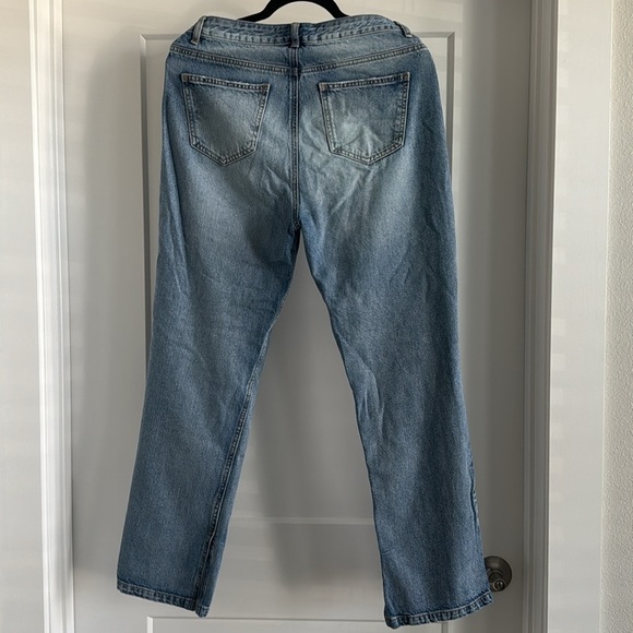 Women’s High Rise Light Wash Straight Leg Jeans – Size 8 - Picture 2 of 7